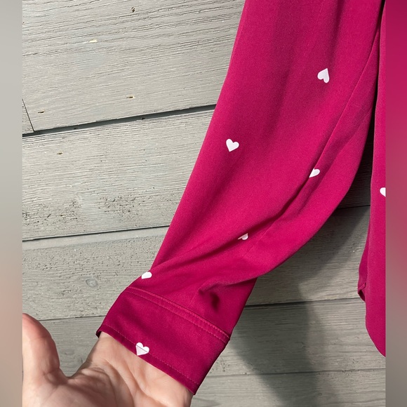 Talbots Fuscia Pink Long Sleeved Button Up Blouse with Whitr Hearts Sz Petite - Picture 4 of 14